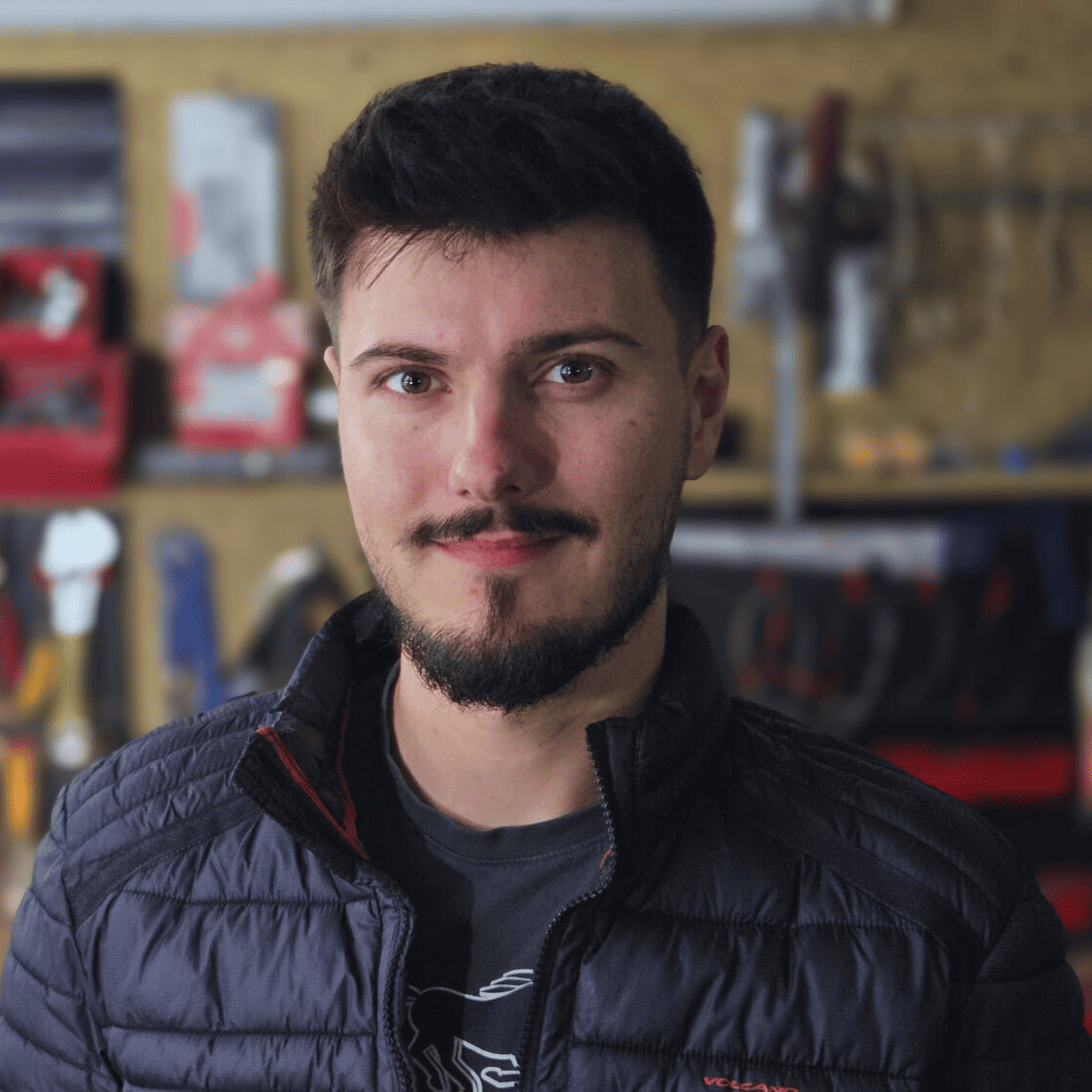 Piotr Sokoliński – autor poradnika o historii serwisowej Audi